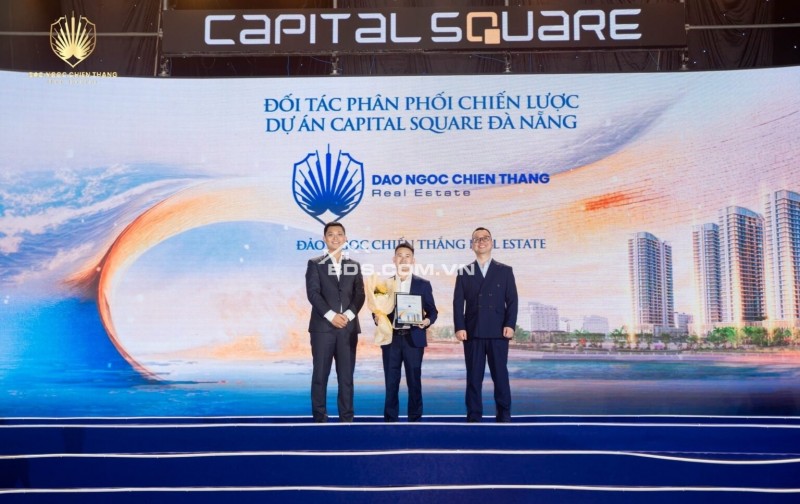 C6-1003 góc T10 64,87m²  5.200.000.000 (≈80tr/m²)